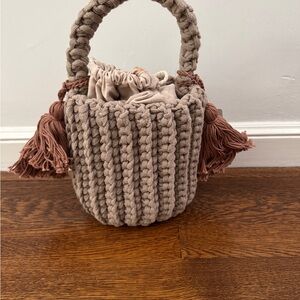 Binge Amalfi bucket bag-NWT